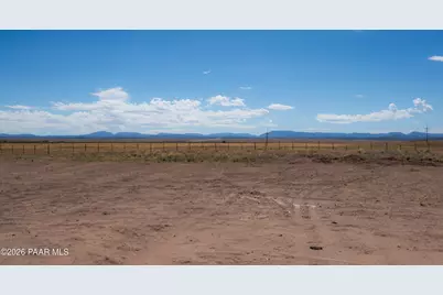 26894 N Chicory Way, Paulden, AZ 86334 - Photo 8