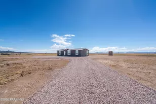 26894 N Chicory Wy, Paulden, AZ 86334 - Photo 6