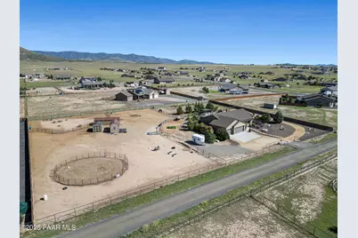 8833 N Grass Valley Lane, Prescott Valley, AZ 86315 - Photo 2