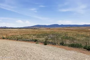 6957 E Byron Pl, Prescott Valley, AZ 86314 - Photo 22