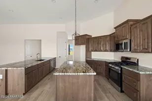 8028 N McWorter Pl, Prescott Valley, AZ 86315 - Photo 14