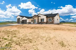 8028 N McWorter Pl, Prescott Valley, AZ 86315 - Photo 4