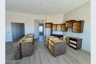 8028 N McWorter Place, Prescott Valley, AZ 86315 - Photo 8