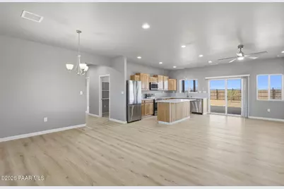 26180 N Vineyard Lane, Paulden, AZ 86334 - Photo 10