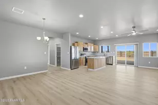 26180 N Vineyard Ln, Paulden, AZ 86334 - Photo 10