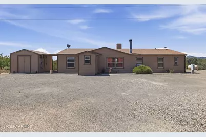 17455 E Old Cherry Road, Dewey-Humboldt, AZ 86327 - Photo 1