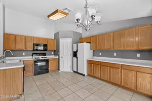 7901 E Marigold Ln, Prescott Valley, AZ 86314 - Photo 10