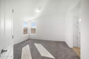 425 W Acapulco Way, Paulden, AZ 86334 - Photo 16