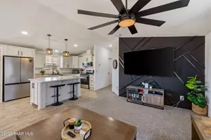 425 W Acapulco Way, Paulden, AZ 86334 - Photo 8