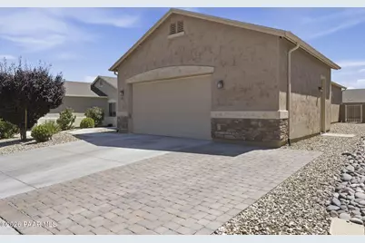 5841 N Thornberry Drive, Prescott Valley, AZ 86314 - Photo 2