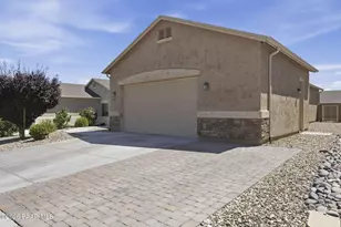 5841 N Thornberry Dr, Prescott Valley, AZ 86314 - Photo 2