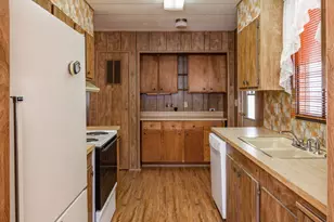 16848 W Juniper Way, Yarnell, AZ 85362 - Photo 8