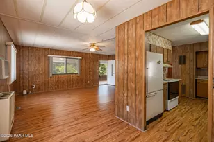 16848 W Juniper Way, Yarnell, AZ 85362 - Photo 6