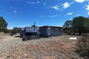 31935 W Calle Belleza, Seligman, AZ 86337 - Photo 4