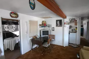 31935 W Calle Belleza, Seligman, AZ 86337 - Photo 8