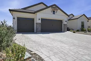 1121 S Lakeview Dr, Prescott, AZ 86301 - Photo 8