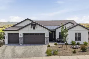1121 S Lakeview Dr, Prescott, AZ 86301 - Photo 2