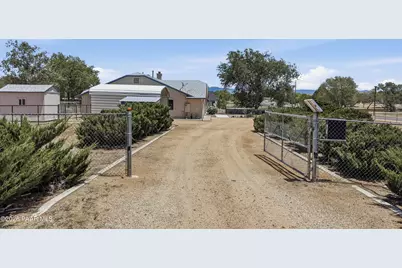 960 E Rd 2 S, Chino Valley, AZ 86323 - Photo 4