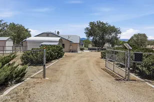 960 E Rd 2 S, Chino Valley, AZ 86323 - Photo 4