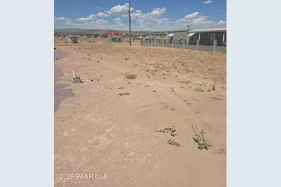 400 W Paris Trail, Paulden, AZ 86334 - Photo 2