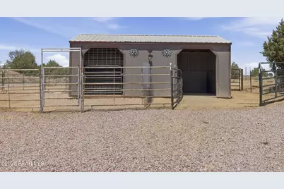 875 W Little Ranch Road, Paulden, AZ 86334 - Photo 44