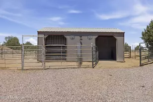 875 W Little Ranch Rd, Paulden, AZ 86334 - Photo 44