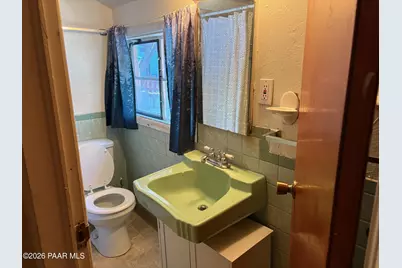 490 E Juniper Drive, Prescott, AZ 86303 - Photo 8