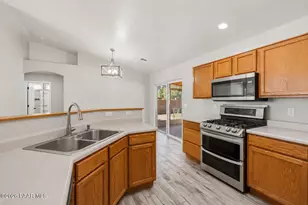7314 N Sunrise Vista, Prescott Valley, AZ 86315 - Photo 12