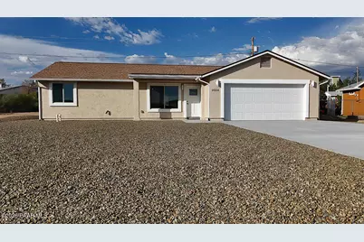 20214 E Mesa Verde Road, Mayer, AZ 86333 - Photo 1