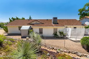 10680 E Straight Arrow, Dewey-Humboldt, AZ 86327 - Photo 34