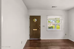329 N Pleasant St, Prescott, AZ 86301 - Photo 4