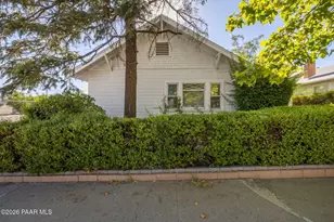 335 N Pleasant St, Prescott, AZ 86301 - Photo 2