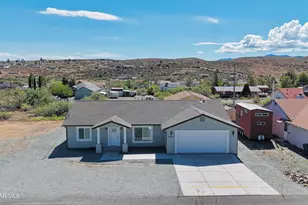 20235 E Mesa Verde Rd, Mayer, AZ 86333 - Photo 1