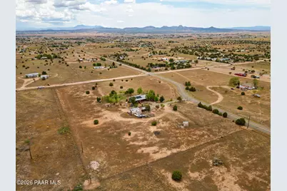 26825 N Woody Drive, Paulden, AZ 86334 - Photo 10