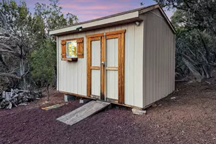 1249 E Chaparral Ln, Williams, AZ 86046 - Photo 26