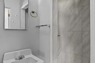 692 W Wickenburg Way, Wickenburg, AZ 85390 - Photo 6