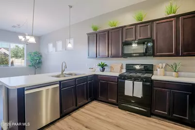 6401 E Endicott Way #11, Prescott Valley, AZ 86314 - Photo 2