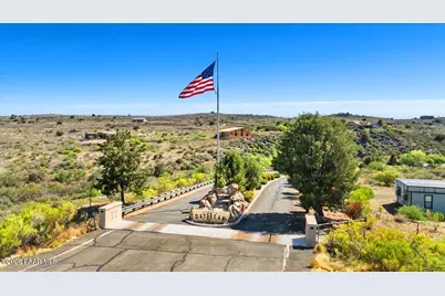 15865 E Broken Bit Road, Mayer, AZ 86333 - Photo 12