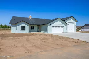 3818 Cole Lee Court, Chino Valley, AZ 86323 - Photo 2