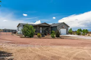 1344 Freedom Ct, Chino Valley, AZ 86323 - Photo 2