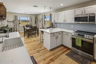 7075 E Airfield Rd, Prescott Valley, AZ 86315 - Photo 14
