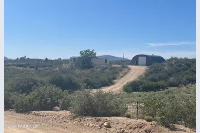 7890 W Putnam Road, Wilhoit, AZ 86332 - Photo 1