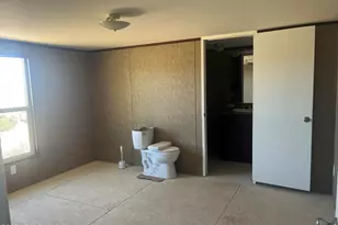 7890 W Putnam Rd, Wilhoit, AZ 86332 - Photo 10