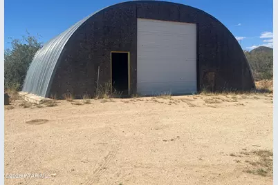 7890 W Putnam Road, Wilhoit, AZ 86332 - Photo 2