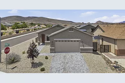 4934 N Medford Way, Prescott Valley, AZ 86314 - Photo 2