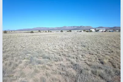 085C W Malapai Road, Paulden, AZ 86334 - Photo 12