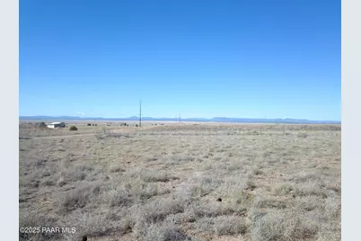 085C W Malapai Road, Paulden, AZ 86334 - Photo 8