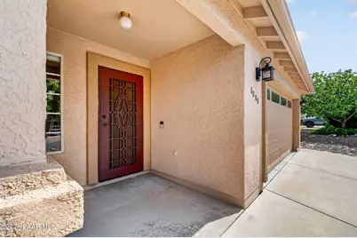 8000 Eagles Nest Lane, Prescott Valley, AZ 86314 - Photo 2