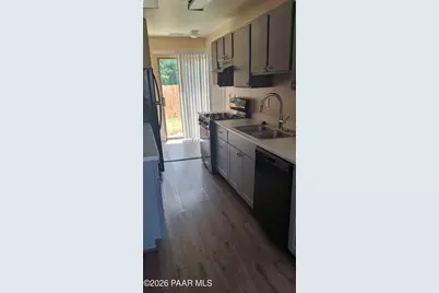 8419 E Yavapai Road #B, Prescott Valley, AZ 86314 - Photo 6