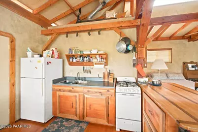 1921 S Peavine Road, Skull Valley, AZ 86338 - Photo 4